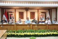 Kapolres Pelabuhan Tanjung Priok AKBP Indrawiennya Panjiyoga, S.H., S.I.K., menghadiri pembentukan Desk Pilkada / Posko Bersama