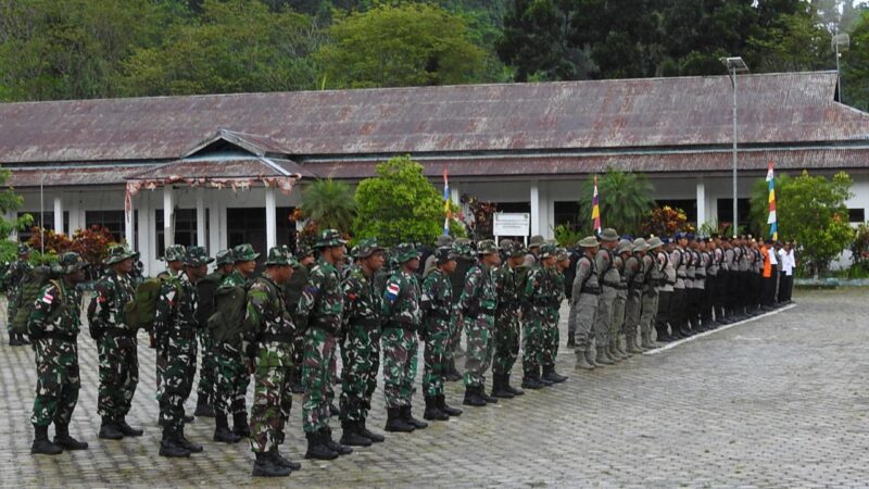 Kodim 1805/Raja Ampat secara resmi menggelar Upacara Pembukaan TNI Manunggal Membangun Desa (TMMD) ke-122 Tahun 2024