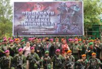 Kodim 1715/Yahukimo menggelar acara perayaan yang berlangsung di halaman Makodim, dengan dihadiri oleh Forum Koordinasi Pimpinan Daerah