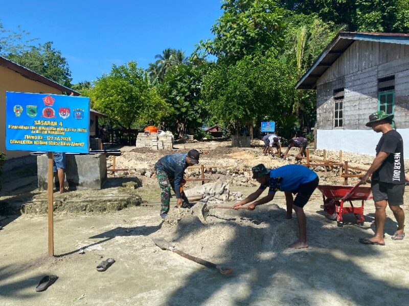 Satgas TMMD ke-122 Kodim 1805/Raja Ampat terus bekerja keras untuk membantu masyarakat dalam mengatasi berbagai kesulitan
