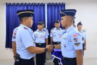 Komandan Lanud Sultan Hasanuddin, Marsma TNI Bonang Bayuaji G, S.E., M.M., CHRMP, membuka Pendidikan Latihan Kerja