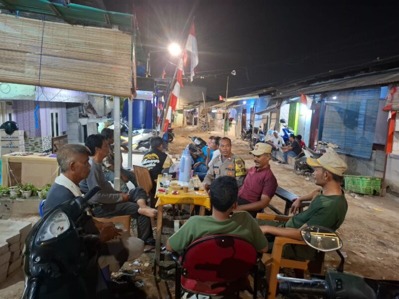 Aiptu Sutiyono sebagai Bhabinkamtibmas Muara Angke Polsek Kawasan Sunda pada Rabu (16/10/2024) malam dengan kegiatan kunjungan/sambang