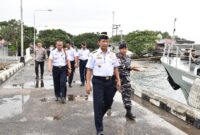 Direktur Operasi Laut Bakamla RI Laksma Bakamla Octavianus Budi Santoso, S.H., M.Si., M.Tr.Opsla., beserta jajaran, melaksanakan Monitoring dan Evaluasi