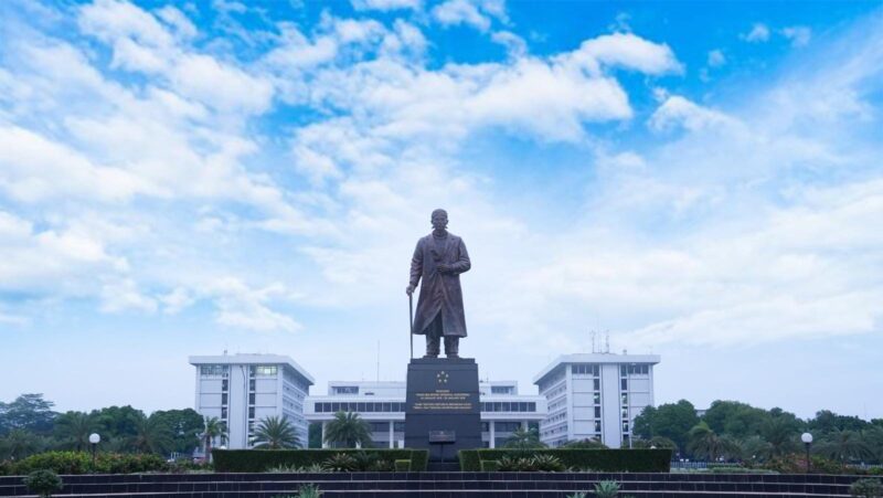 Panglima TNI Jenderal TNI Agus Subiyanto merotasi dan mutasi sejumlah jabatan strategis di lingkungan TNI