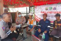 Polsek Kawasan Sunda Kelapa Polres Pelabuhan Tanjung Priok melaksanakan kegiatan Ngopi Kamtibmas Pos Satkamling