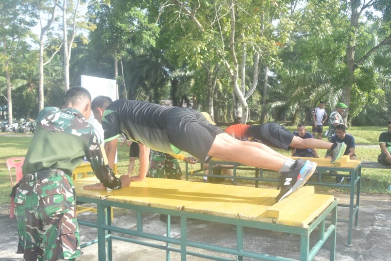 Korem 012/TU melaksanakan Tes Kesegaran Jasmani Periodik Semester II TA. 2024 yang dilaksanakan selama empat hari