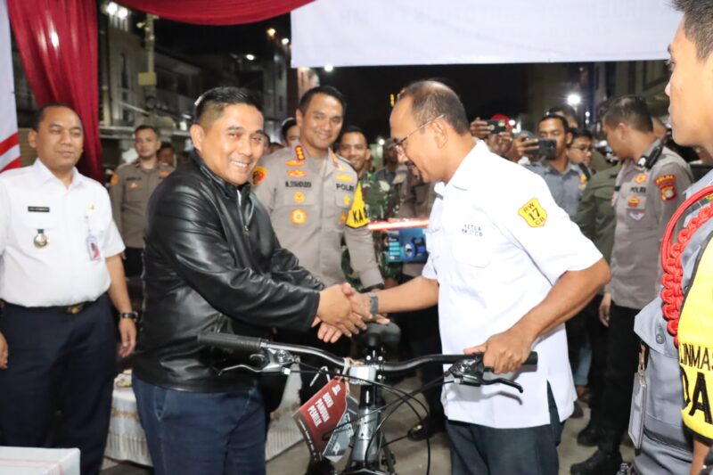 Kapolda Metro Jaya Irjen Pol Karyoto mengadakan kegiatan 