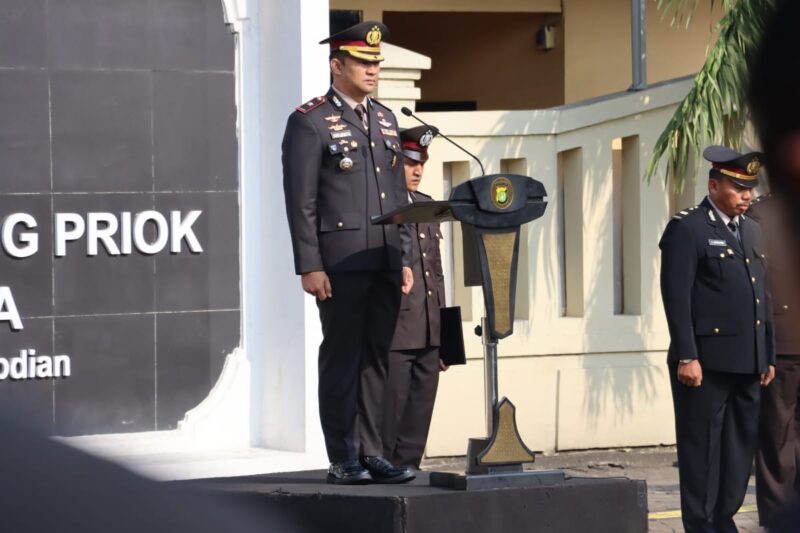 Polres Pelabuhan Tanjung Priok menggelar upacara memperingati Hari Kesaktian Pancasila