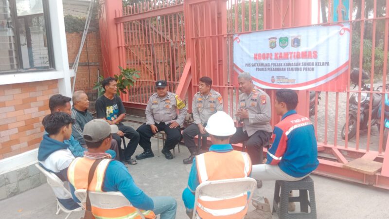 Kanit Binmas Polsek Kawasan Sunda Kelapa kembali mengadakan kegiatan Ngopi Kamtibmas di Marina Batavia Pelabuhan Sunda Kelapa