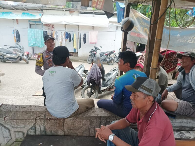Bhabinkamtibmas Kawasan Muara Angke, Polsek Kawasan Sunda Kelapa, Aiptu Sutiyono kembali melaksanakan sambang