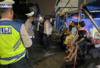 Polsek Kawasan Sunda Kelapa Polres Pelabuhan Tanjung Priok menggelar patroli rutin malam hari di sejumlah titik rawan gangguan
