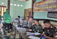 Prajurit dan Persit Kodim 1710/Mimika melaksanakan donor darah, Kamis (28/11/2024)