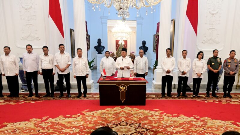 Panglima TNI Jenderal TNI Agus Subiyanto menghadiri penandatanganan Peraturan Pemerintah (PP) Nomor 47 Tahun 2024