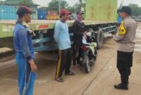 Bhabinkamtibmas Kawasan Sunda Kelapa, Polsek Kawasan Sunda Kelapa, Aipda Wahyu Punto, melaksanakan sambang