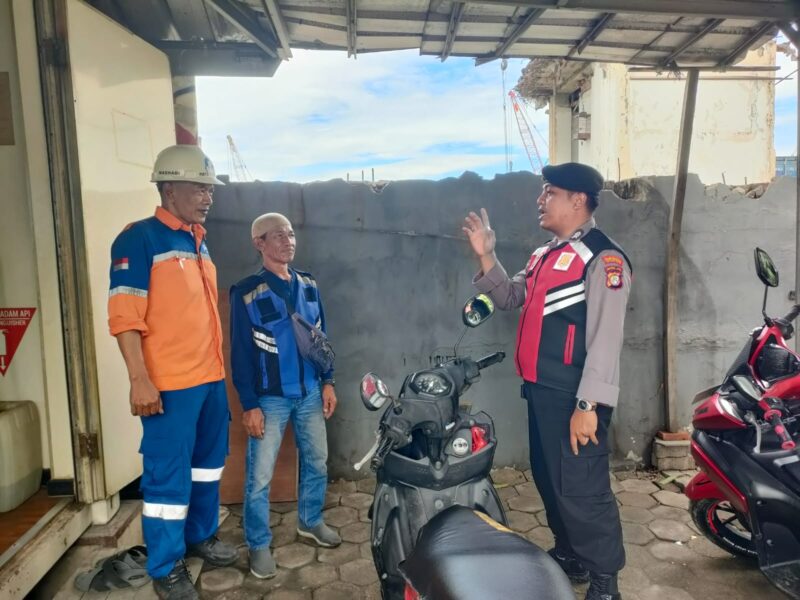 Unit Samapta Polsek Kawasan Sunda Kelapa melaksanakan patroli dialogis cooling system