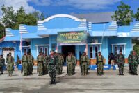 Kodim 1710/Mimika bersama satuan TNI se-Garnisun Timika laksanakan kegiatan ziarah rombongan tabur bunga, bertempat di Pelabuhan Perikanan Kampung Pomako