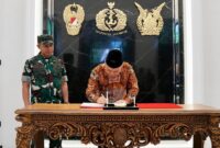 Panglima TNI Jenderal TNI Agus Subiyanto menerima audiensi Menteri Perhubungan RI Dudy Purwagandhi
