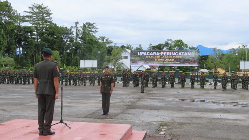 Kodim 1710/Mimika melaksanakan upacara dalam rangka memperingati Hari Juang TNI AD Ke-79 di Lapangan Upacara Makodim 1710/Mimika