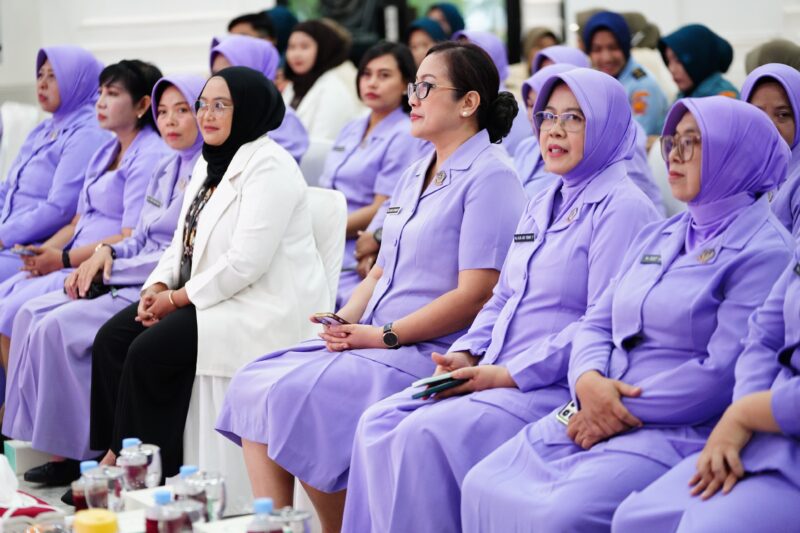 Pusat Kesehatan (Puskes) TNI menggelar kegiatan penyuluhan kesehatan berupa Sosialisasi Deteksi Dini dan Pencegahan Kanker Serviks, Payudara serta Pelayanan Keluarga Berencana