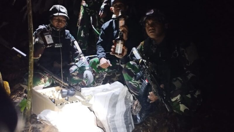 Satuan Tugas Pengamanan Perbatasan Republik Indonesia-Malaysia (Satgas Pamtas RI-Mly) Yonzipur 8/SMG berhasil menggagalkan upaya penyelundupan