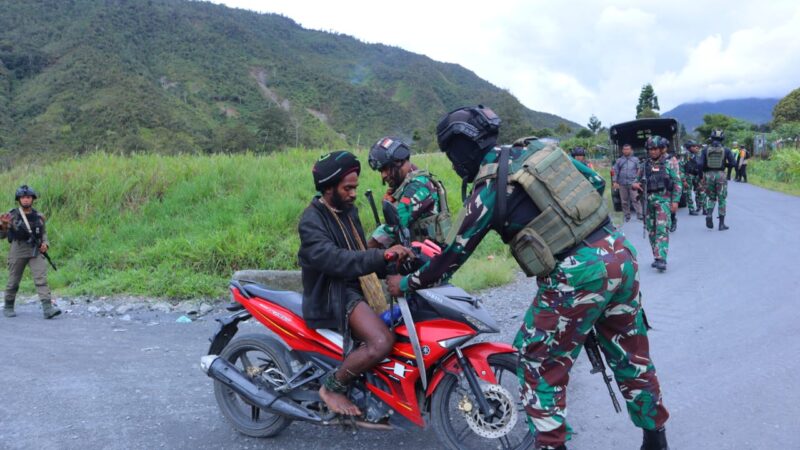 Kodim 1714/PJ menggelar Sweeping dan Patroli bersama, di Distrik Mulia, Kabupaten Puncak Jaya, Papua Tengah