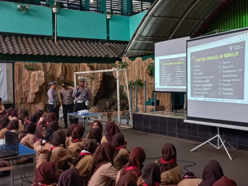 Unit Lantas Polsek Kawasan Kali Baru gencar melaksanakan program Polisi Peduli Pendidikan