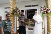 Ketua Umum Dharma Pertiwi Ny. Evi Agus Subiyanto meresmikan Masjid At-Taqwa, bertempat di Kampung Nanggerang
