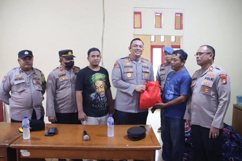 Kapolres Pelabuhan Tanjung Priok, AKBP Dr. Martuasah H. Tobing, S.I.K., M.H., secara langsung memimpin kegiatan patroli dan monitoring
