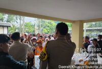 Polsek Kawasan Muara Baru Polres Pelabuhan Tanjung Priok kembali lagi melaksanakan kegiatan berbagi makanan