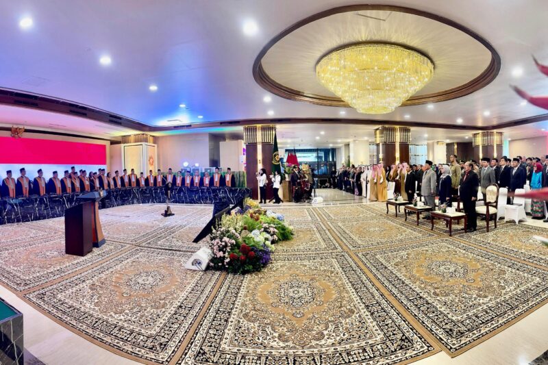 Panglima TNI Jenderal TNI Agus Subiyanto mendampingi Presiden RI Prabowo Subianto menghadiri Sidang Istimewa Laporan Tahunan Mahkamah Agung