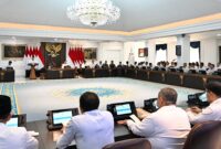 Panglima TNI Jenderal TNI Agus Subiyanto menghadiri Sidang Kabinet Paripurna yang dipimpin Presiden RI Prabowo Subianto