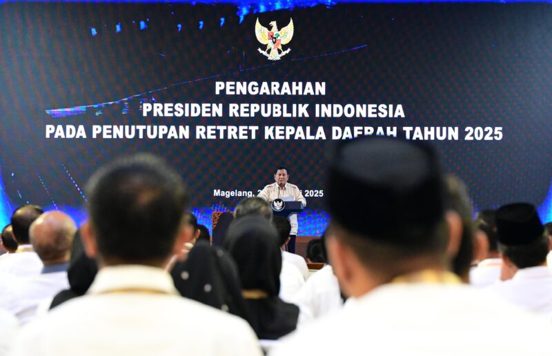 Panglima TNI Jenderal TNI Agus Subiyanto menghadiri pengarahan Presiden RI Prabowo Subianto pada acara penutupan Retret