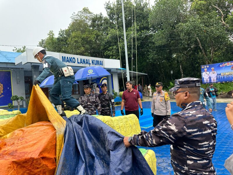 Sub Satgas Penyelundupan TNI kembali berhasil menggagalkan penyelundupan ballpress yang berisi pakaian bekas impor