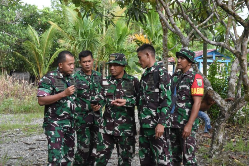 Komandan Kodim 1710/Mimika Letkol Inf M. Slamet Wijaya, S.Sos., M.Han. M.A. didampingi Kasdim dan Pasiter melaksanakan peninjauan