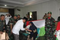 Panglima TNI Jenderal TNI Agus Subiyanto hadir secara langsung dalam upacara militer pelepasan jenazah empat prajurit TNI Angkatan Darat