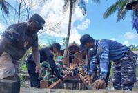 Jiwa gotong royong dalam mengerjakan suatu pekerjaan akan meringankan dan memudahkan masyarakat dalam bekerja