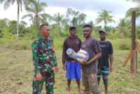 Satgas TNI Manunggal Membangun Desa (TMMD) ke-124 Kodim 1710/Mimika kembali menunjukkan kepeduliannya terhadap kesejahteraan masyarakat