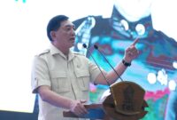 Menteri Pertahanan Republik Indonesia, Sjafrie Sjamsoeddin, didampingi Panglima TNI Jenderal TNI Agus Subiyanto