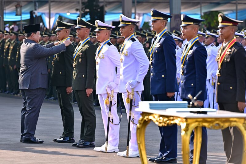 Upacara Prasetya Perwira TNI dan Kepolisian RI Tahun 2025 yang dipimpin oleh Presiden Republik Indonesia Prabowo Subianto
