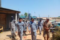 Bakamla RI melalui Stasiun Bakamla Babel dan unsur kapal patroli KN. Belut Laut-406 melakukan penertiban