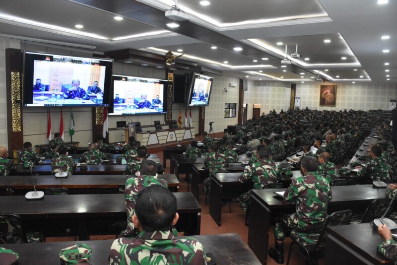 Sekolah Staf dan Komando Angkatan Darat (Seskoad) sudah menerapkan sistem pembelajaran hybrid yang memadukan metode belajar
