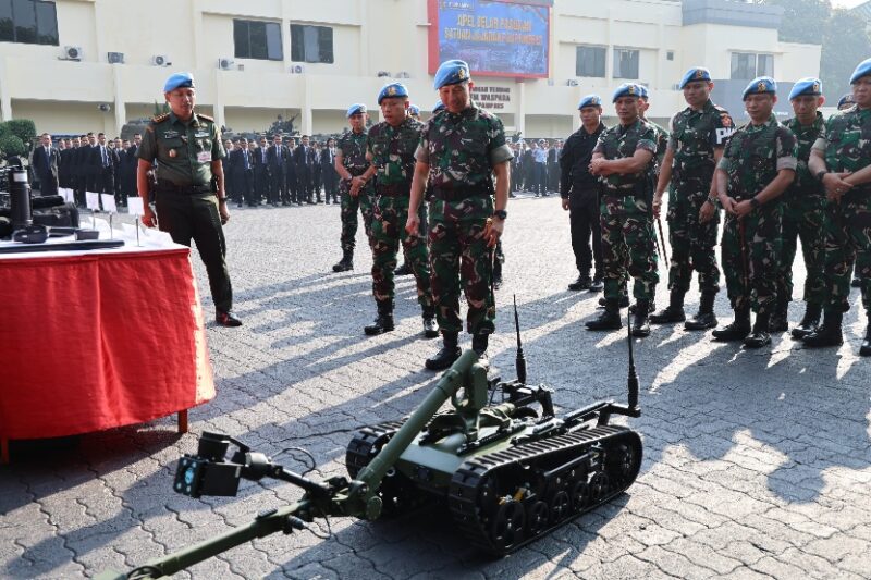Komandan Paspampres (Danpaspampres) Mayjen TNI Edwin Adrian Sumantha memimpin langsung apel gelar pasukan