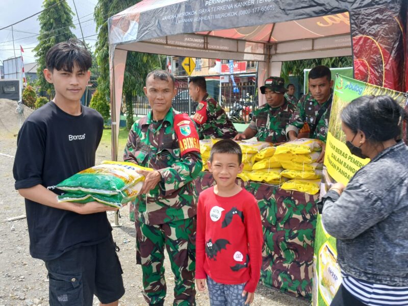 Kodim 1710/Mimika menggelar acara gerakan pangan murah
