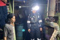 Unsur patroli Bakamla RI KN. Tanjung Datu-301, berhasil melaksanakan operasi penyelamatan terhadap KLM Berkat Yakin 01