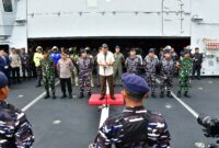 Panglima TNI Jenderal TNI Agus Subiyanto mendampingi Menteri Pertahanan Republik Indonesia Jenderal TNI (Purn) Sjafrie Sjamsoeddin