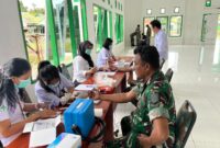 Kodim 1715/Yahukimo bekerja sama dengan RSUD Dekai, Kab Yahukimo menggelar aksi donor darah di Makodim 1715/Yahukimo
