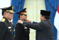 Presiden Prabowo menegaskan dalam sambutannya bahwa keputusan pemberian pangkat kehormatan merupakan bentuk penghargaan