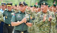 Panglima TNI Jenderal TNI Agus Subiyanto meninjau Markas Batalyon Pengintai Tempur (Yontaipur) Kostrad di Cikarang