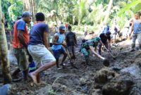 Personel Satgas TMMD ke-126 Kodim 1505/Tidore terus mempercepat pembangunan sumur air bersih yang menjadi harapan besar warga