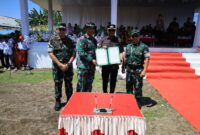 Program TNI Manunggal Membangun Desa (TMMD) ke-126 Kodim 1505/Tidore resmi ditutup oleh Kasdam XV/Pattimura Brigjen TNI Dr. Nefra Firdaus